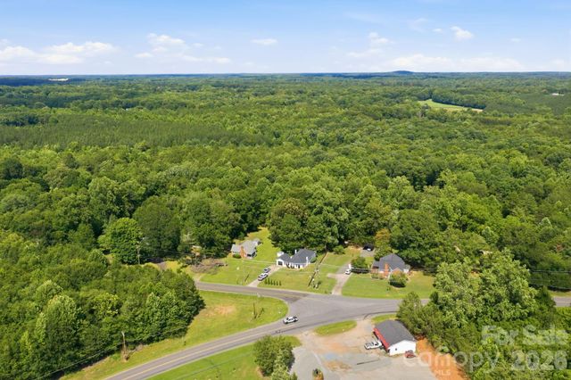 2693 Salem Church Road, Lincolnton, NC 28092