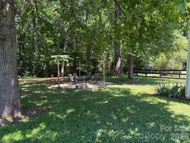2693 Salem Church Road, Lincolnton, NC 28092