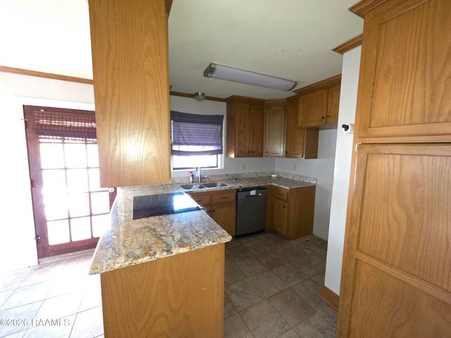 104 Pathway Lane, Lafayette, LA 70506