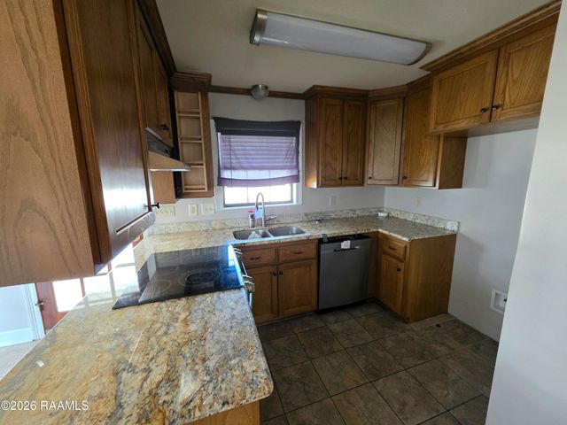 104 Pathway Lane, Lafayette, LA 70506