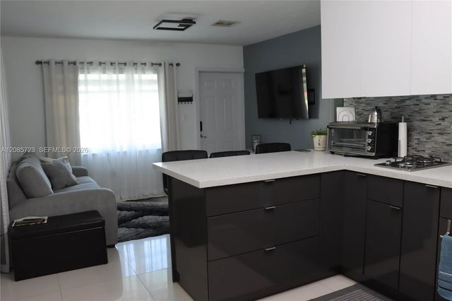 6506 SW 20th Street, Miramar, FL 33023