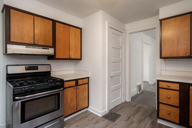 1441 JACKSON Street, Rockford, IL 61107