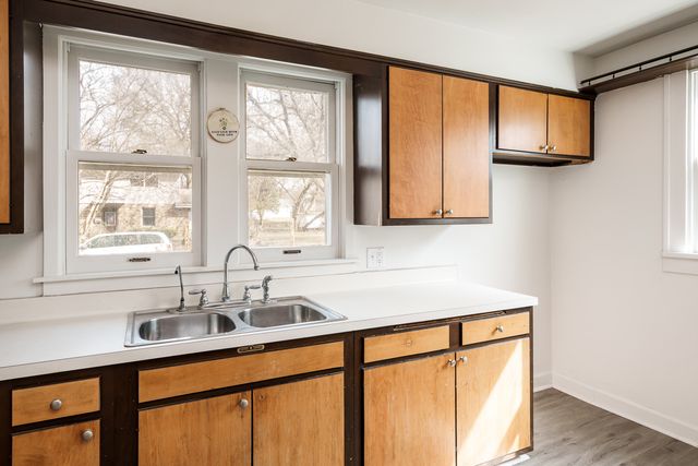 1441 JACKSON Street, Rockford, IL 61107