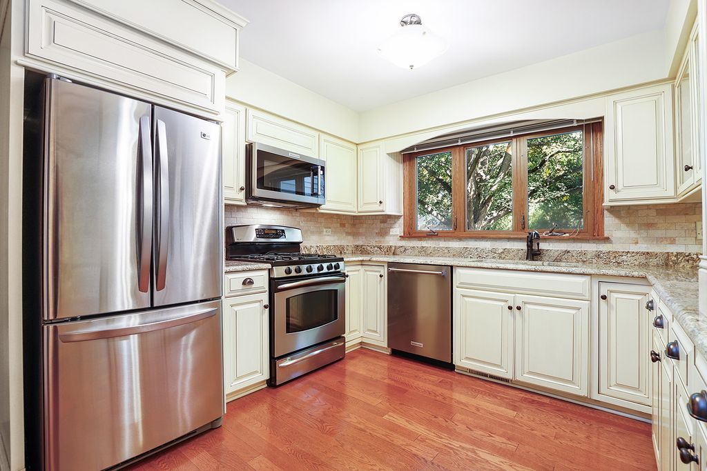 1860 Golf Drive, Naperville, IL 60565 — photo 4