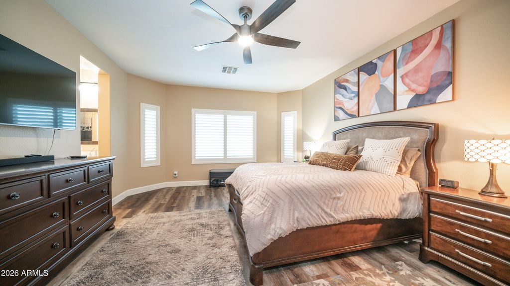 Image 16 of property listing at 10754 W YEARLING Road, Peoria, AZ 85383