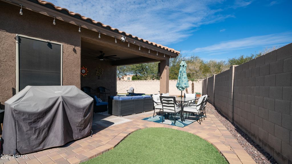 Image 30 of property listing at 10754 W YEARLING Road, Peoria, AZ 85383