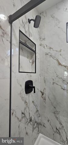 121 DICKINSON AVE, Hamilton, NJ 08629