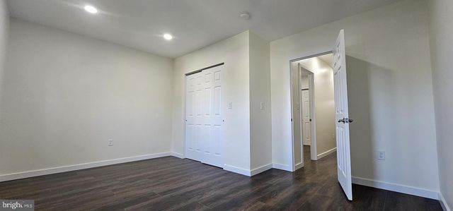 121 DICKINSON AVE, Hamilton, NJ 08629