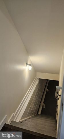 121 DICKINSON AVE, Hamilton, NJ 08629