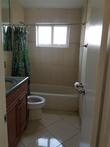 9444 SW 52nd Pl, Cooper City, FL 33328