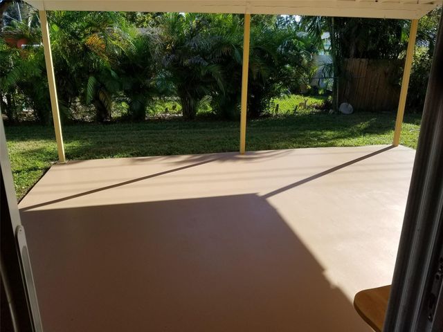 9444 SW 52nd Pl, Cooper City, FL 33328