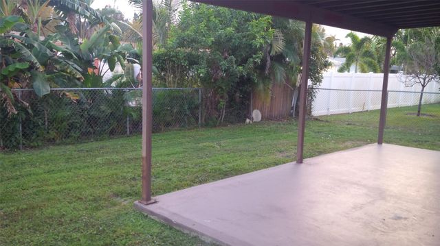 9444 SW 52nd Pl, Cooper City, FL 33328