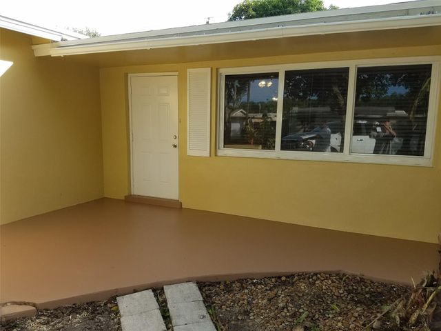 9444 SW 52nd Pl, Cooper City, FL 33328