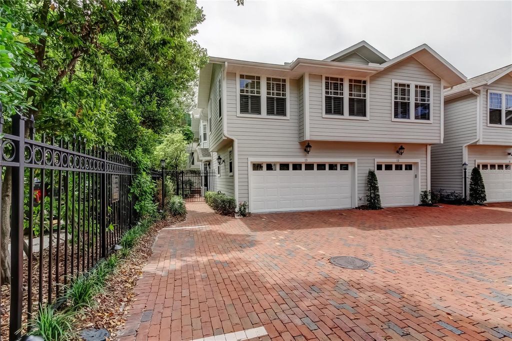 2920 W EL PRADO BOULEVARD 13, Tampa, FL 33629