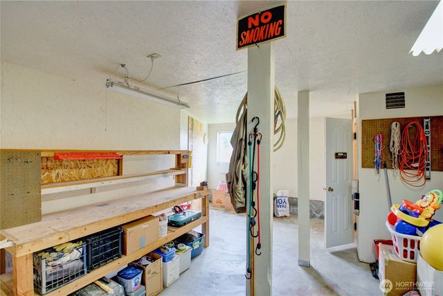 609 John Liner Road, Sedro Woolley, WA 98284