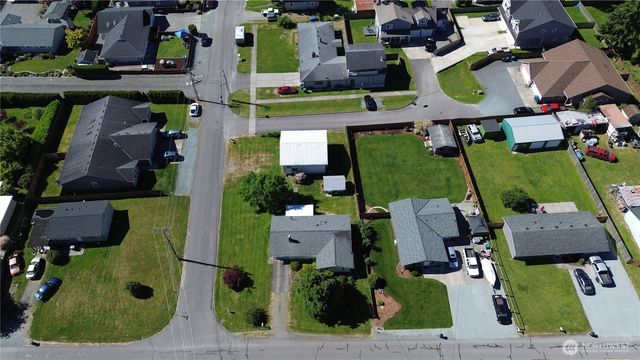 609 John Liner Road, Sedro Woolley, WA 98284