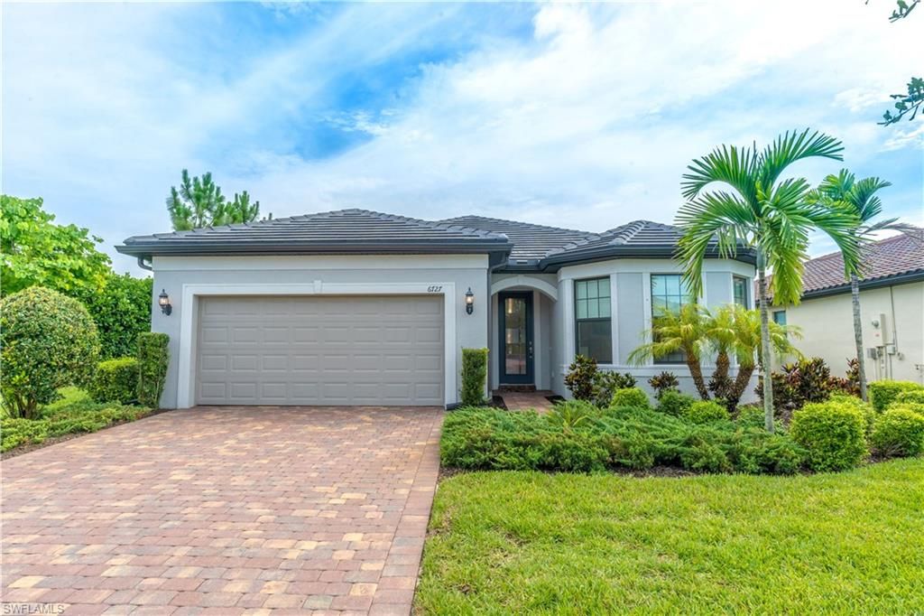 6727 Pennyroyal DR, NAPLES, FL 34114 — exterior