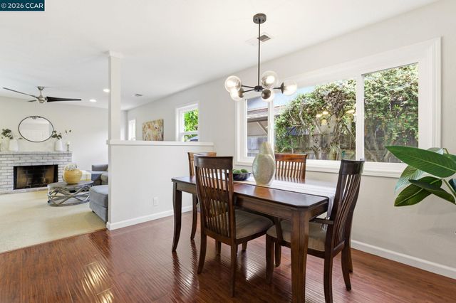 1881 Emerald St, Concord, CA 94518