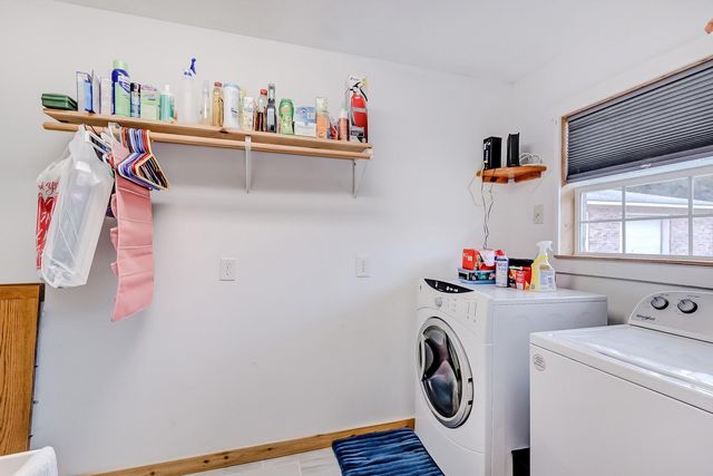 186 Poinsetta Street, Bridge City, TX 77611