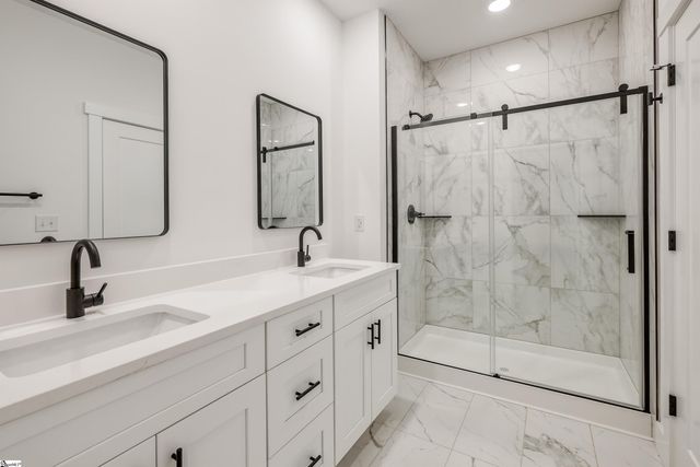 506 Vault Way, Roebuck, SC 29376