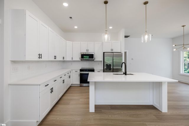 506 Vault Way, Roebuck, SC 29376