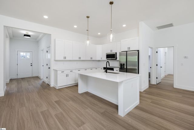 506 Vault Way, Roebuck, SC 29376