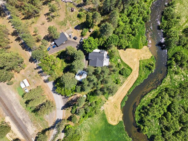 21611 N Little Spokane Dr, Colbert, WA 99005