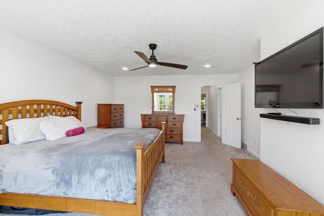 21611 N Little Spokane Dr, Colbert, WA 99005