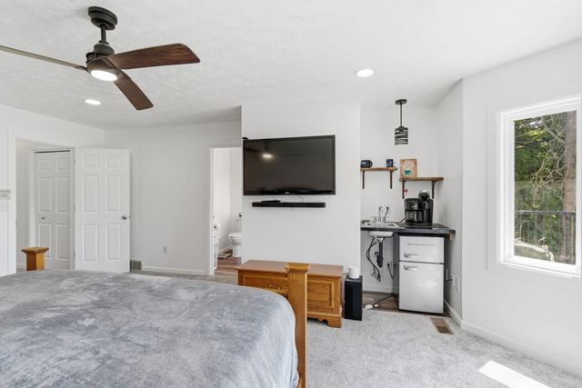 21611 N Little Spokane Dr, Colbert, WA 99005