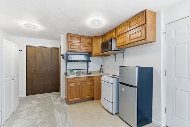 21611 N Little Spokane Dr, Colbert, WA 99005
