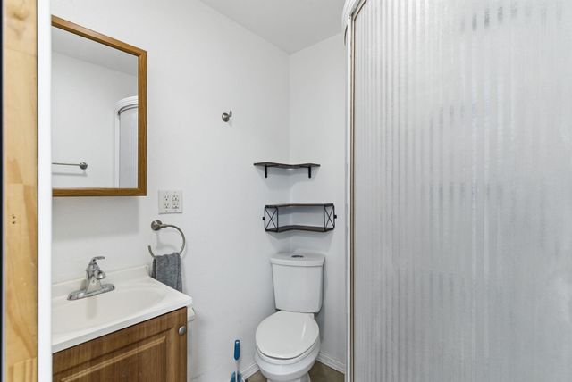 21611 N Little Spokane Dr, Colbert, WA 99005