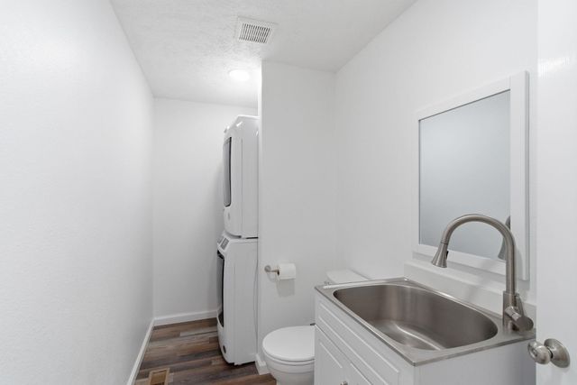 21611 N Little Spokane Dr, Colbert, WA 99005