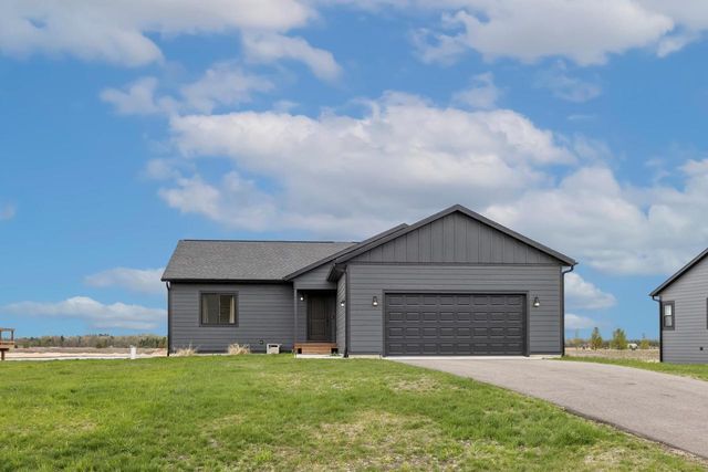 W5884 Sand By Me Drive, New Lisbon, WI 53950