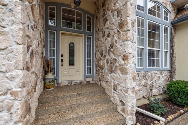 4 Sitiar Way, Hot Springs Village, AR 71909