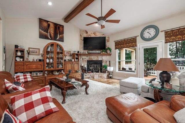 4 Sitiar Way, Hot Springs Village, AR 71909