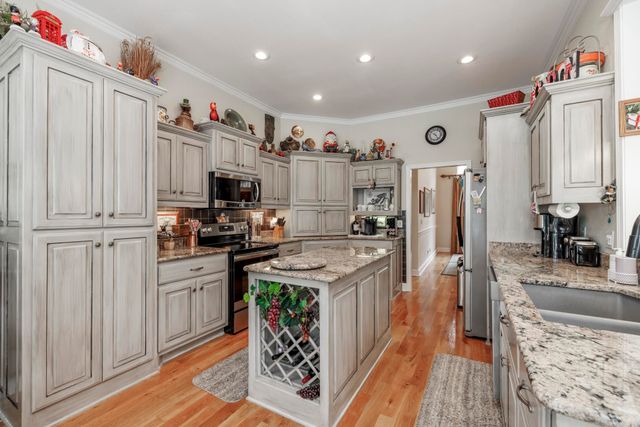 4 Sitiar Way, Hot Springs Village, AR 71909