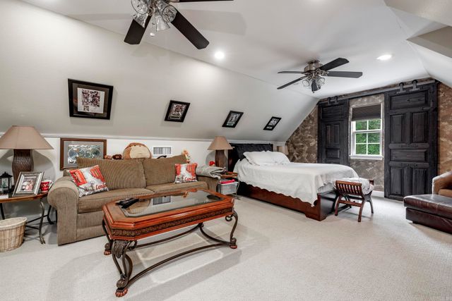 4 Sitiar Way, Hot Springs Village, AR 71909