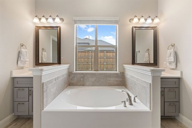 1024 Macaw Drive, Forney, TX 75126