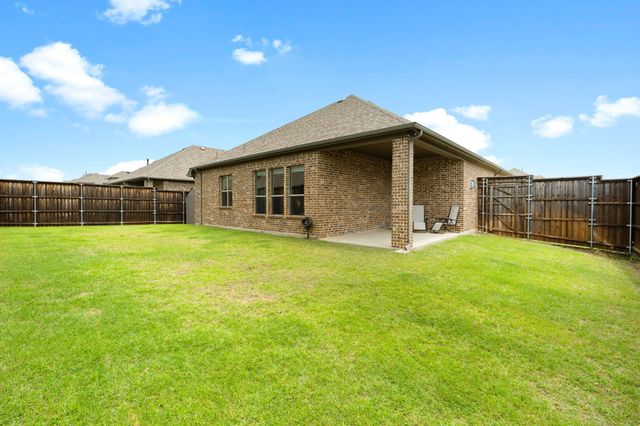 1024 Macaw Drive, Forney, TX 75126