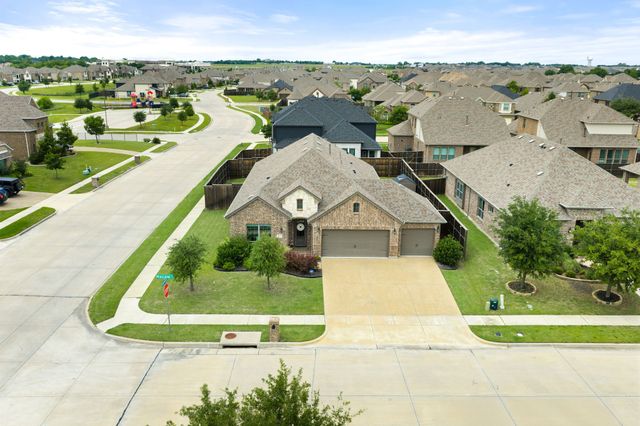 1024 Macaw Drive, Forney, TX 75126