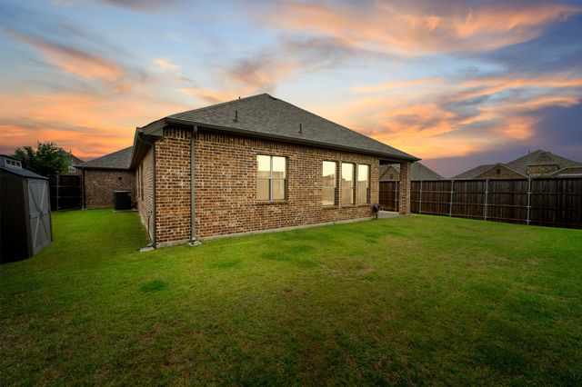 1024 Macaw Drive, Forney, TX 75126