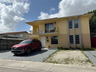 4351 NW 5th St 0, Miami, FL 33126