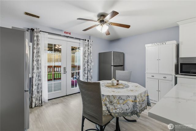 12433 SE 275th Place, Kent, WA 98030