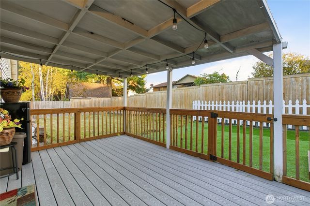 12433 SE 275th Place, Kent, WA 98030