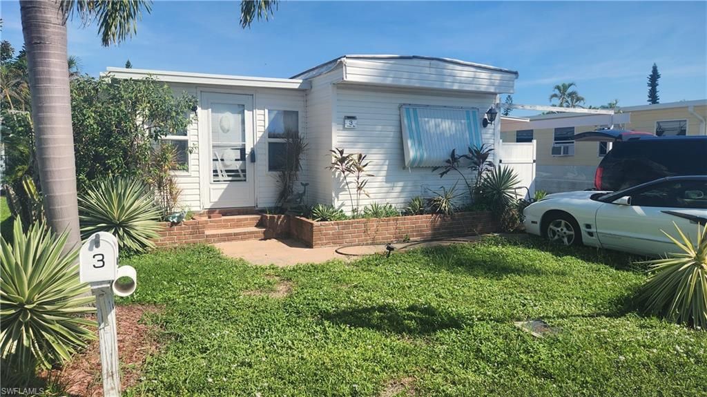3 Derwent BLVD, FORT MYERS, FL 33908 — exterior