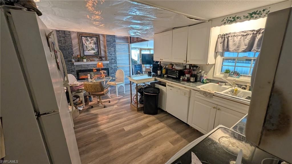 3 Derwent BLVD, FORT MYERS, FL 33908 — photo 3