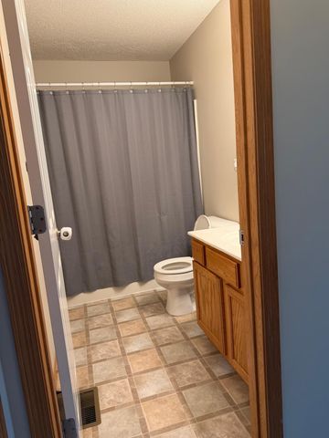 15608 Prospect Road, Eden Prairie, MN 55347