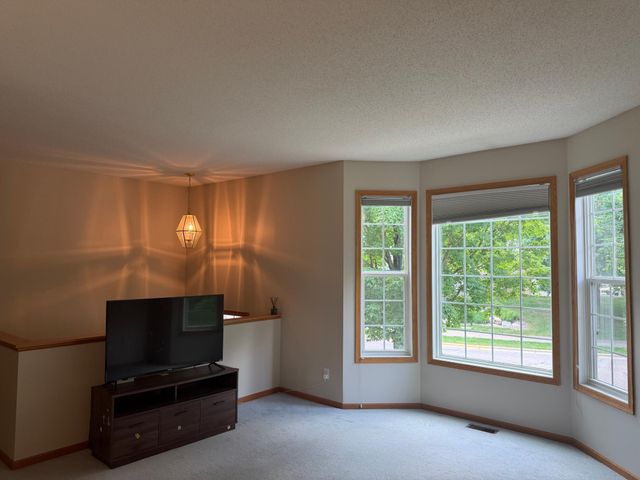 15608 Prospect Road, Eden Prairie, MN 55347