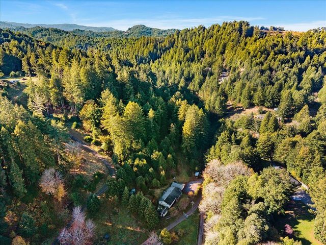 50 Redwood Avenue, Rio Dell, CA 95562