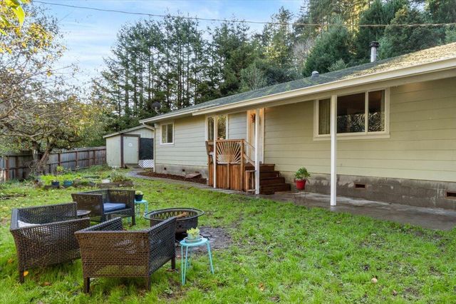 50 Redwood Avenue, Rio Dell, CA 95562